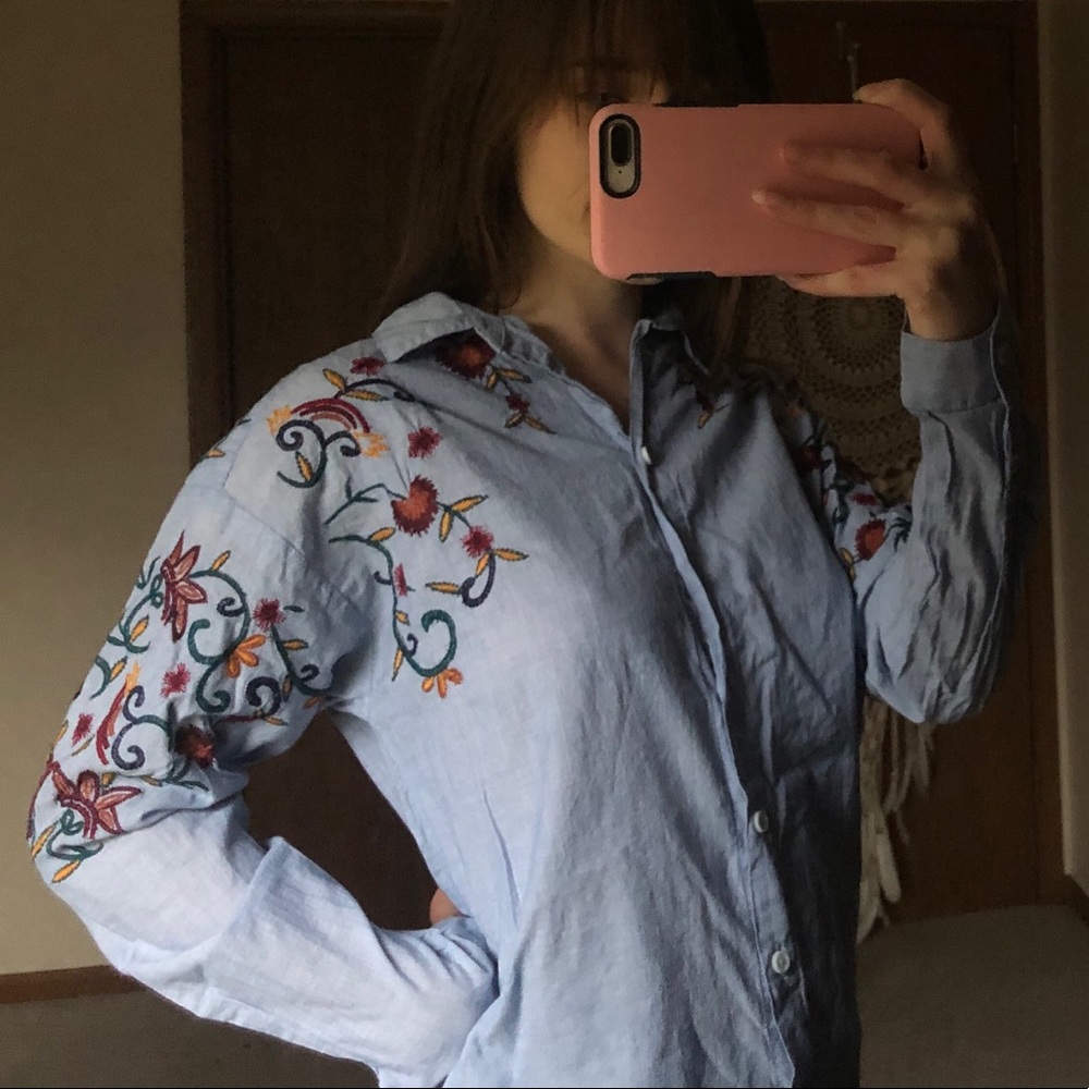 Button up with floral embroidery
